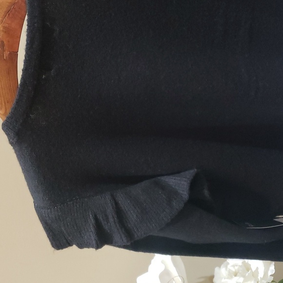 Nwt XL and large Karl lagerfeld sweater black with ringstone - Picture 9 of 12